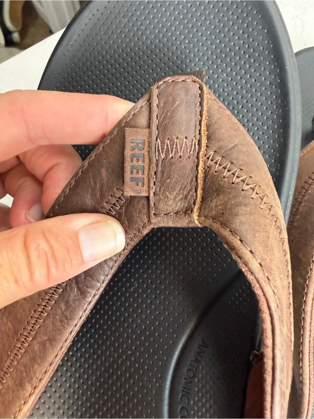 Reef Cushion Phantom LE 2.0 Flip-Flop Sandals- Brown/Black NWOT
